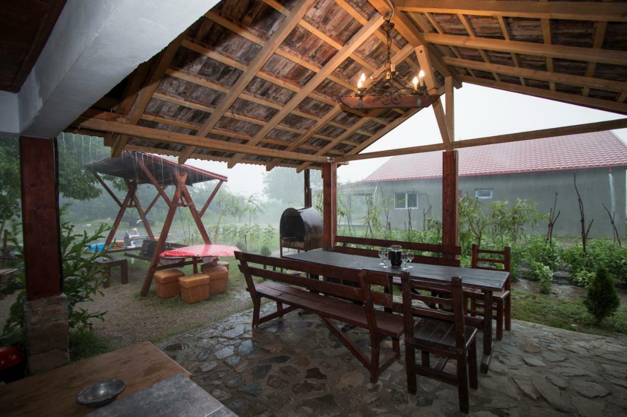 La Livada Villa Greci Екстериор снимка